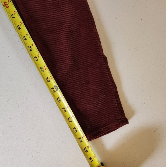 American Eagle Burgundy Corduroy Skinny Jeans Jeggings Pants Button Fly size 2 - Picture 11 of 12